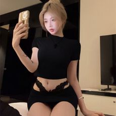 批发时尚穿搭一整套辣妹修身纯欲黑色正肩短袖T恤设计感低腰包臀裙女