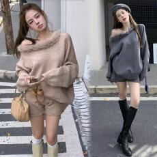 批发小个子辣妹套装女2025秋冬新款<b class='q'>时尚</b>斜肩毛毛拼接针织毛衣收腰短裤
