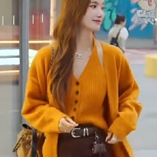 批发韩系慵懒针织开衫外套挂脖吊带背心两件套秋冬高级感软糯毛衣套装