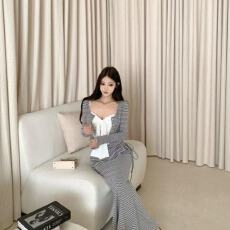 批发超仙纯欲2025秋季新款显瘦遮肉显身材背心+<b class='q'>条纹</b>长袖设计感套装女