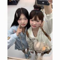 批发佑诗多巴胺<b class='q'>小熊</b>连帽毛绒开衫秋冬新款外套可爱拉链波点宽松<b class='q'>卫衣</b>女