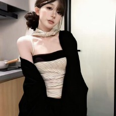 批发四件套杏仁乌漆纯欲辣妹长袖开<b class='q'>衫</b>外套抹胸半裙小众炸街高级