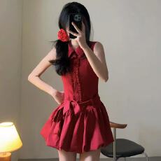 批发红色连衣<b class='q'>裙</b>女2026夏装纯欲风立体花朵收腰挂脖无袖polo领<b class='q'>花苞</b>短<b class='q'>裙</b>