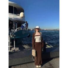 批发撞色条纹吊带背心慵懒开衫外套女秋<b class='q'>冬</b>高级感套装鱼尾半身裙三件套