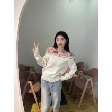 批发秋冬新款宽松菱格甜美长袖针织内搭上衣<b class='q'>明星</b><b class='q'>同款</b>撞色一字肩毛衣女
