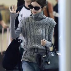 批发松弛感麻花高领<b class='q'>马甲</b>背心女秋冬新款慵懒宽松百搭显瘦无袖外套上衣