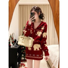 批发慵懒风红色针织衫提花毛衣套装女圣诞穿搭上衣半身裙两件套<b class='q'>秋</b>冬季
