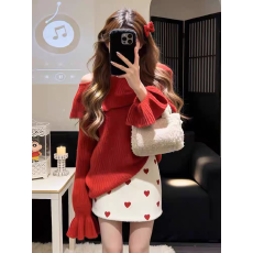 批发红色<b class='q'>荷叶边</b>斜肩长袖<b class='q'>毛衣</b>女秋冬慵懒高级感针织衫显瘦宽松露肩上衣