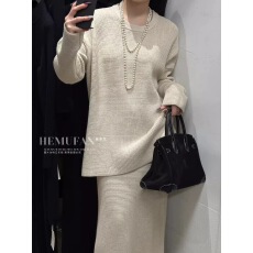 批发针织套装女秋冬慵懒风圆领华夫格毛衣半身裙两件套