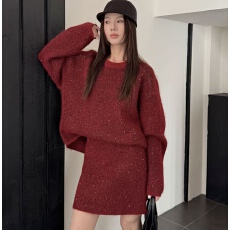 高级感亮片毛衣套装女秋冬新款宽松圆领针织衫松紧腰半身裙两件套