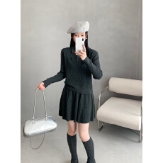 批发2025秋季新款实拍韩系翻领加厚复古短裙毛针织套装