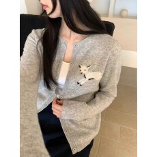 批发跨境外贸<b class='q'>欧洲</b>站早秋新款韩版圆领长袖卡通刺绣休闲显瘦针织衫女