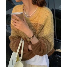 批发跨境韩系慵懒软糯毛衣秋冬新款温柔宽松圆领套头撞色条纹针织衫女