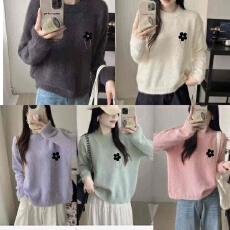 批发外贸韩系重工花朵提花圆领设计感厚实套头<b class='q'>毛衣</b>秋冬<b class='q'>新款</b>百搭上衣女