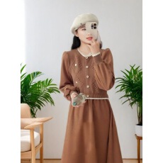 批发外贸刺绣小花拼接<b class='q'>假两件</b>针织<b class='q'>连衣裙</b>女秋冬甜美减龄收腰气质打底裙