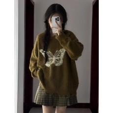 批发跨境外贸复古蝴蝶软糯套头毛衣女秋季新款设计感露肩破洞针织上衣