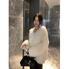 批发跨境高级感慵懒软糯v领马海毛毛衣女秋冬加厚宽松套头纯欲针织衫