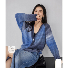 批发跨境亚马逊小众设计感撞色晕染毛衣女秋季新款气质慵懒风针织开衫