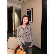 批发跨境速卖通甜美减龄少女风小花羊毛针织开衫套装高档毛织外套女