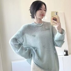 批发外贸软糯圆领宽松立体花朵设计感小众针织衫春<b class='q'>夏</b>新款白色百搭打底