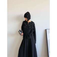 批发跨境<b class='q'>外贸</b>时尚减龄简约小众毛衣春季新款高级感舒适百搭保暖针织衫