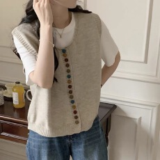 批发外贸设计感彩色纽扣圆领针织马甲女坎肩<b class='q'>百搭</b>叠穿秋季宽松无袖毛衣