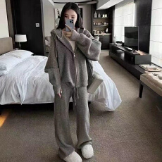 批发外贸高级感洋气慵懒毛衣针织连帽运动<b class='q'>秋</b>冬加厚+可调节裤子两件套