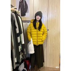 批发白鸭绒排骨羽绒服女短款2025冬季新款韩版宽松连帽泡芙外套