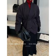 批发十三行冬法式复古气质V领宽松系带收腰<b class='q'>羽绒服</b>女白鸭绒<b class='q'>中长款</b>外套