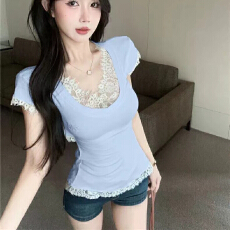 批发纯欲甜辣妹V领蕾丝花边上衣女设计感假两件系带正肩短