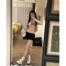 批发初秋新款辣妹风U领蕾丝拼接挂脖背心女显瘦修身胸垫可拆卸上衣