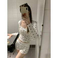 批发辣妹新款<b class='q'>三件套</b>纯欲<b class='q'>睡衣</b>外穿夏天女性感开衫吊带短裤家居服套装