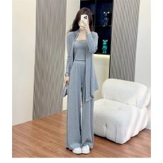 批发开春穿搭一整套装<b class='q'>女</b>时尚高级感气质开衫抹胸阔腿裤休闲<b class='q'>运动</b>三件套