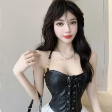 批发黑色PU皮束腰绑带抹胸挂脖吊带背心女夏装新款辣妹性感上衣