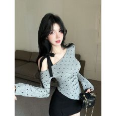 批发可拆卸胸垫 一字肩不规则波点长袖<b class='q'>t</b><b class='q'>恤</b>女秋冬<b class='q'>露肩</b>上衣打底衫