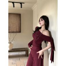 批发法式飘带斜露肩长袖<b class='q'>连衣裙</b>女早春秋季打底不规则包臀长裙
