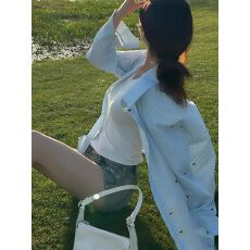 批发蓝白<b class='q'>条纹</b>蝴蝶结印花长袖<b class='q'>衬衫</b>女春夏独特<b class='q'>衬衣</b>韩版宽松薄款上衣