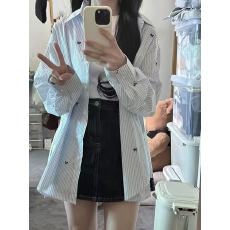 批发蝴蝶结蓝白竖条纹<b class='q'>衬衫</b>女外穿上衣韩系慵懒风宽松内搭叠穿<b class='q'>衬衣</b>