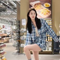 批发蓝色<b class='q'>格子衬衫</b>长袖外套衬衣开衫新款显瘦宽松上衣休闲百搭衬衣