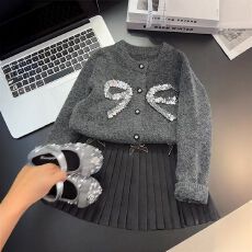 批发女童连衣裙秋装2025新款<b class='q'>儿童</b><b class='q'>毛衣</b><b class='q'>开衫</b>外套超好看学院风jk套装裙子