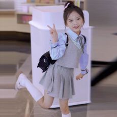 批发<b class='q'>女童</b>套<b class='q'>装</b>2026春秋季新款韩版洋气时髦假两件学院风<b class='q'>半身裙</b>两件套潮