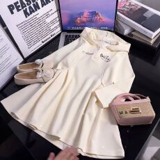 批发<b class='q'>女</b><b class='q'>童</b><b class='q'>卫衣</b>裙春季2026新款小女孩长袖连衣裙连帽休闲裙中大儿童裙子