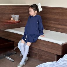 批发<b class='q'>女</b><b class='q'>童</b>纯色套装春秋装2026新款简约学院风儿童<b class='q'>卫衣</b>抽绳百褶裙两件套