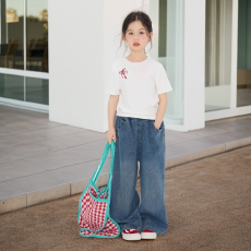 批发女童<b class='q'>春</b>秋款牛仔裤新款儿童服装洋气韩版潮酷时髦蝴蝶结直筒阔腿裤