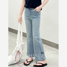 批发<b class='q'>女</b><b class='q'>童</b>裤子秋季2025新款中<b class='q'>大</b><b class='q'>童</b>爆款洋气蝴蝶结印花时髦微喇叭<b class='q'>牛仔裤</b>