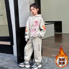 批发女童秋冬季加绒套装新款韩版中大童洋气女孩涂鸦卫衣卫裤两件套潮