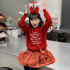 批发女童年服毛衣套装秋冬2025新款洋气儿童女孩红色百褶裙新年两件套