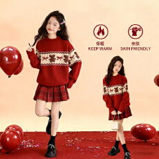批发<b class='q'>女童</b>秋<b class='q'>冬</b>小熊毛衣套装2026新款女大童红色加厚针织衫新年拜年服