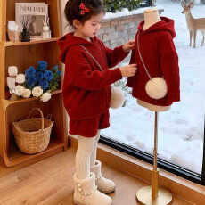 批发女童新年拜年服红色套装秋冬新款<b class='q'>儿童</b>麻花针织衫连帽毛线上衣短<b class='q'>裤</b>