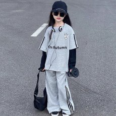 批发<b class='q'>女</b><b class='q'>童</b>假两件套装秋冬季2026新款<b class='q'>韩版</b>中大童拼接上衣阔腿裤两件套潮
